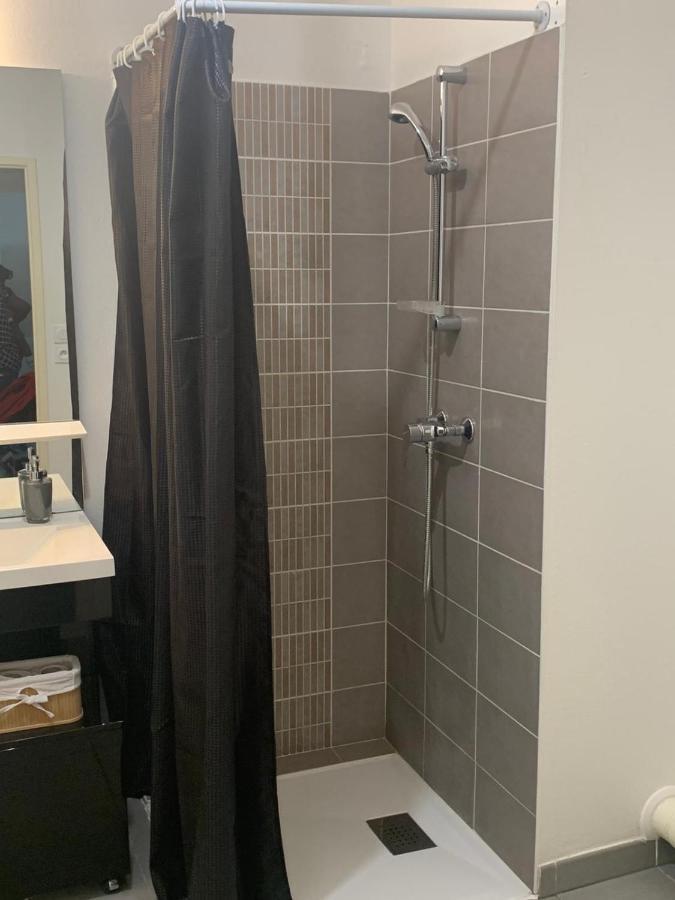 Appartement Lac Rose - Parking, Metro, Jusqu'A 4 Personnes 马赛 外观 照片
