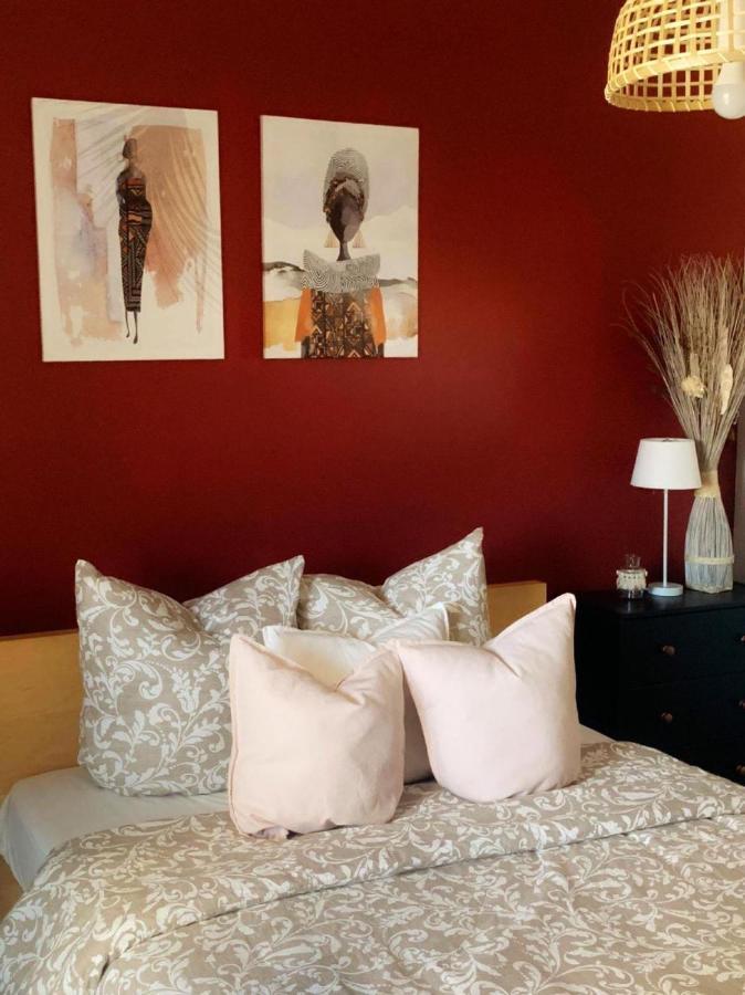 Appartement Lac Rose - Parking, Metro, Jusqu'A 4 Personnes 马赛 外观 照片